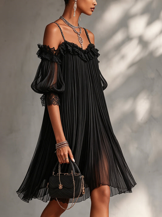 Victoria minivestido negro, detalle del ribete de encaje